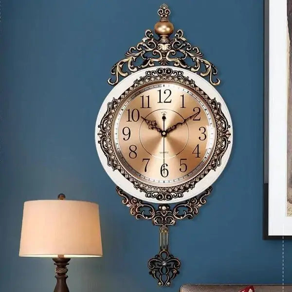 stary zegar wahadłowy