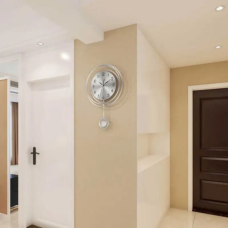 zegar ścienny wahadłowy